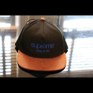 Supreme Snapback
